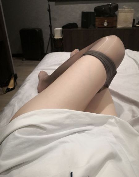 动画二人世界拔萝卜在线观看