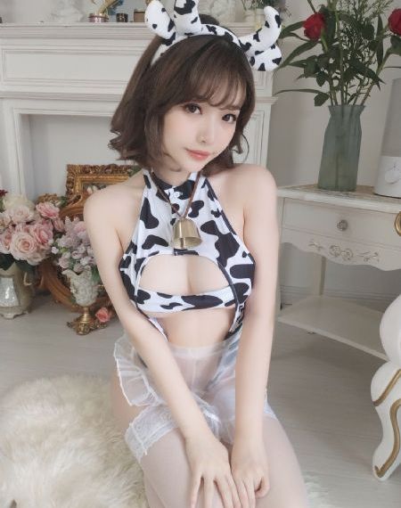 新婚少妇粉嫩浑圆饱满