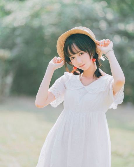 动漫女被黄漫扒衣