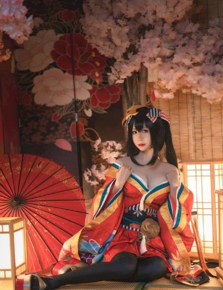 师尊被迫张腿承欢男男h图