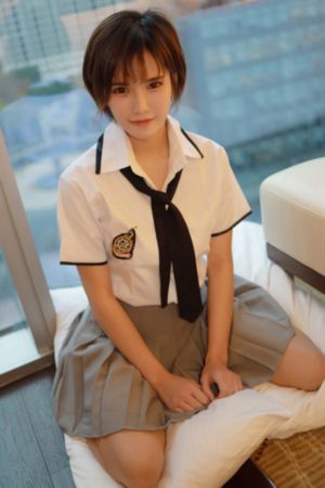 美女扒开尿道