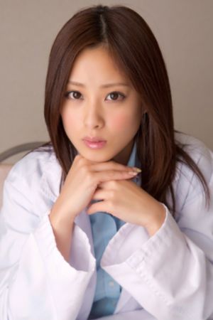 年轻的保姆在线播放