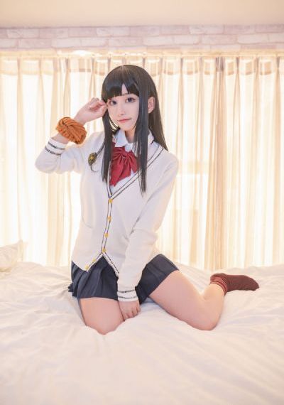 裙子的下面有野兽